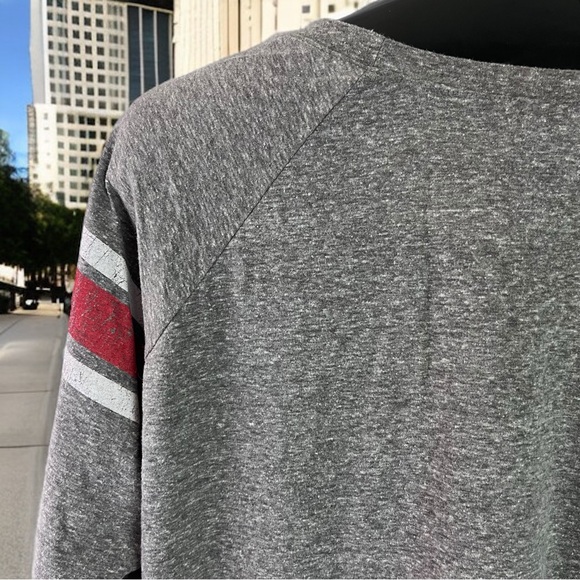 University of Wisconsin Bucky Badger Gray Women’s Size XL Long Sleeve Top - Picture 2 of 9